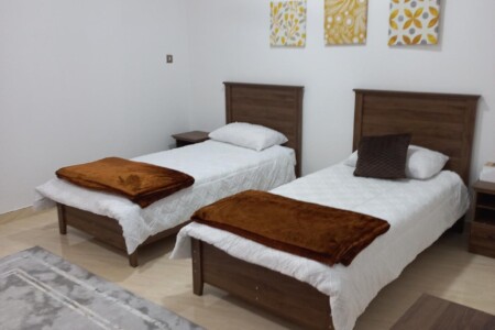 هاستل میراث 6823