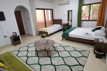 هاستل میراث 6844